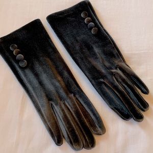 Grey Velvet Gloves
